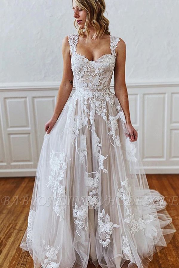 Vestido de novia Aline de encaje floral 3D con correas de cariño