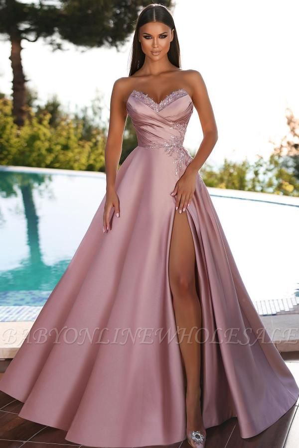Impresionante vestido de noche de satén rosa con escote corazón sin tirantes y abertura lateral Cristales Vestido de fiesta largo