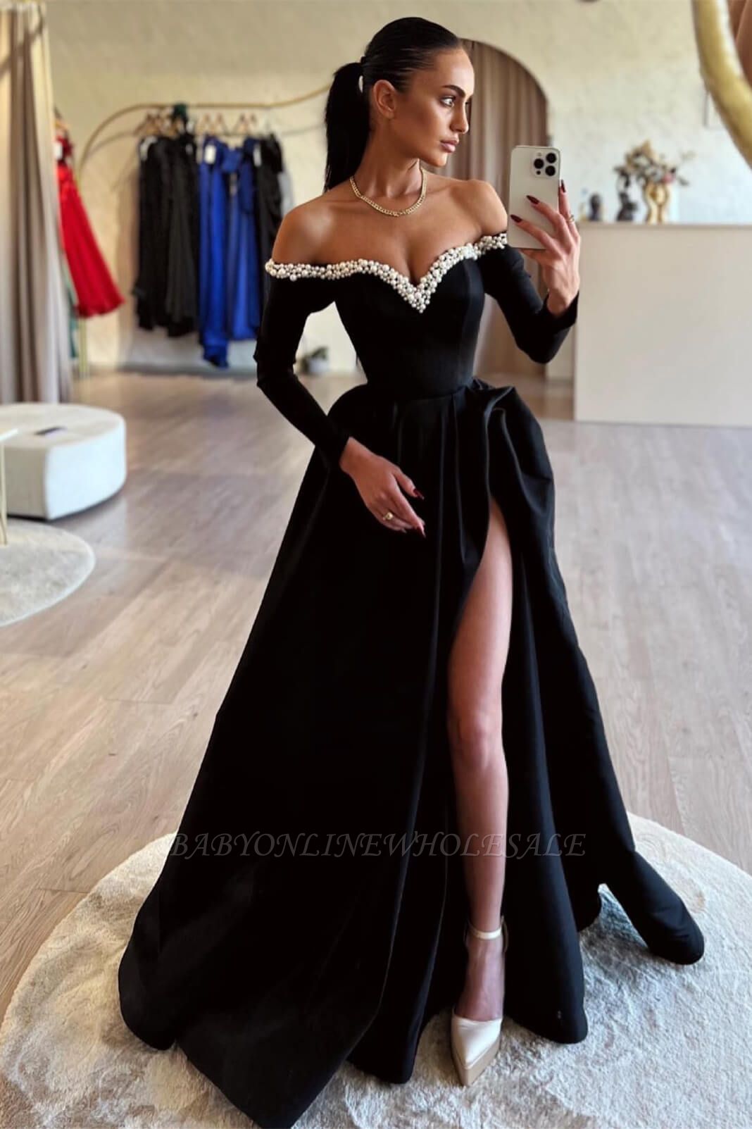 Long sleeves Pearls A-line Princess Velvet Black Prom Dresses