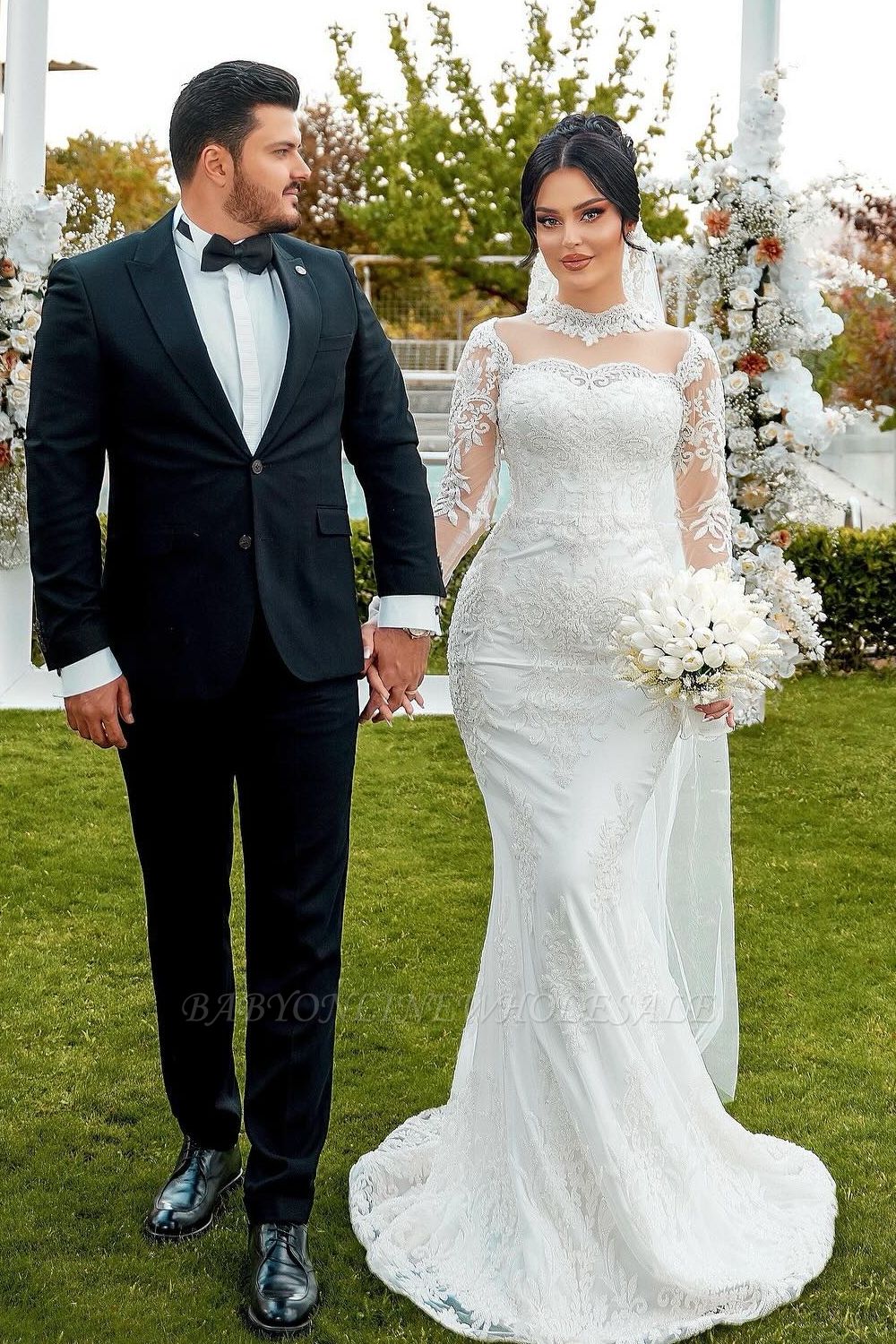 Unique Sweetheart Tulle Appliques Lace Mermaid Wedding Dresses Long Sleeve