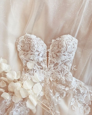 Spaghetti Straps White Floral Tulle Lace Appliques Aline Wedding Dress_3