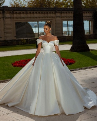 Off-the-Shoulder Sweetheart Ball Gown Satin Sleeveless Garden Bridal Dress_2