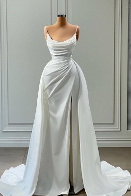 Белое выпускное платье силуэта «русалка» без рукавов на бретелях с высоким разрезом_1