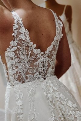 Deep v-neck sleeveless ivory a-line tulle wedding dress_3