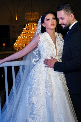 A-Line V-Neck Sleeveless Floor Length Lace Wedding Dress_6