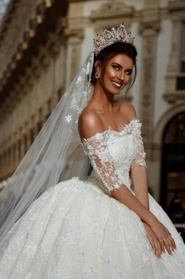 Sweetheart Long Sleeves A-Line Appliques Lace Ball Gown Wedding Dress