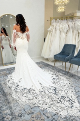 Lindos vestidos de noiva estilo sereia com apliques de renda em forma de coração_2