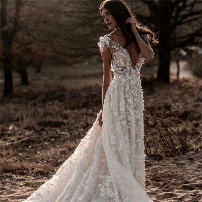 Romantic Ivory Lace Floor-length A-line Puffy Princess Wedding Dress_6