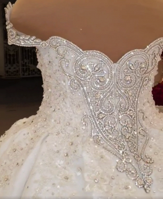 Luxury Sparkle Beaded Ball Gown Extreme Train Wedding Dress_5