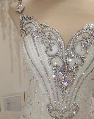 Mangas casquillo en forma de diamante brillante y vestidos de novia acampanados en línea_5